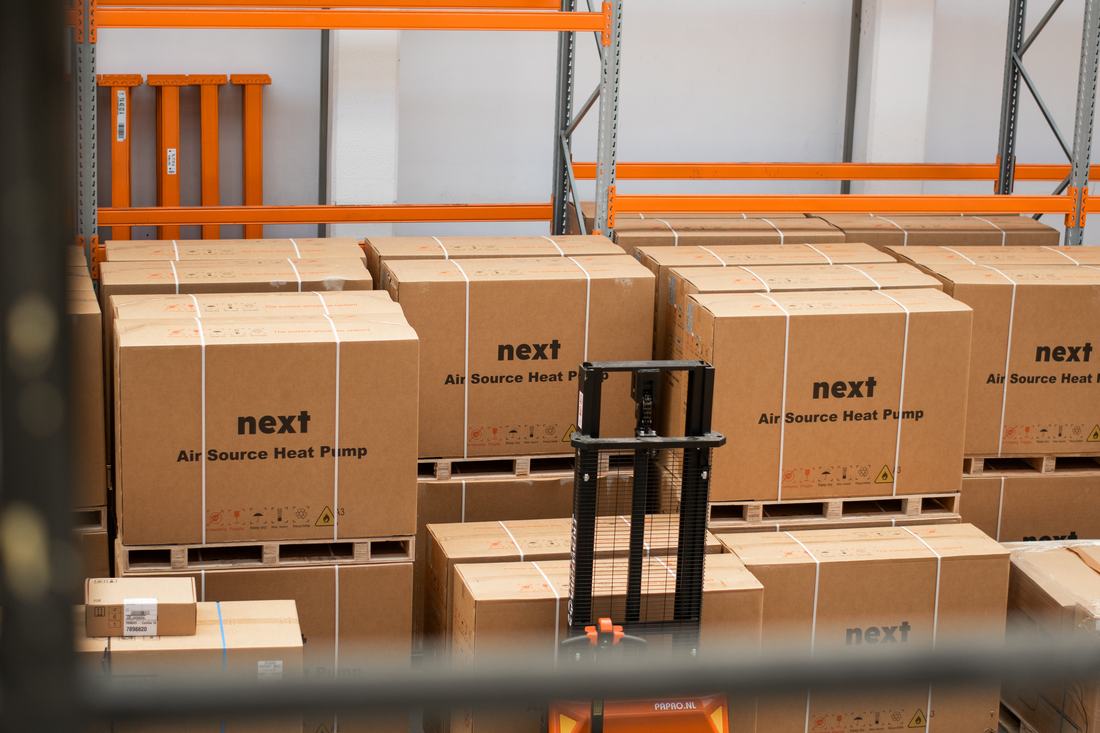 Eigen magazijn met Next warmtepompen op voorraad